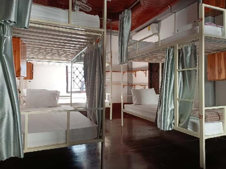 City Backpackers & Travel Luang Prabang Eksteriør bilde